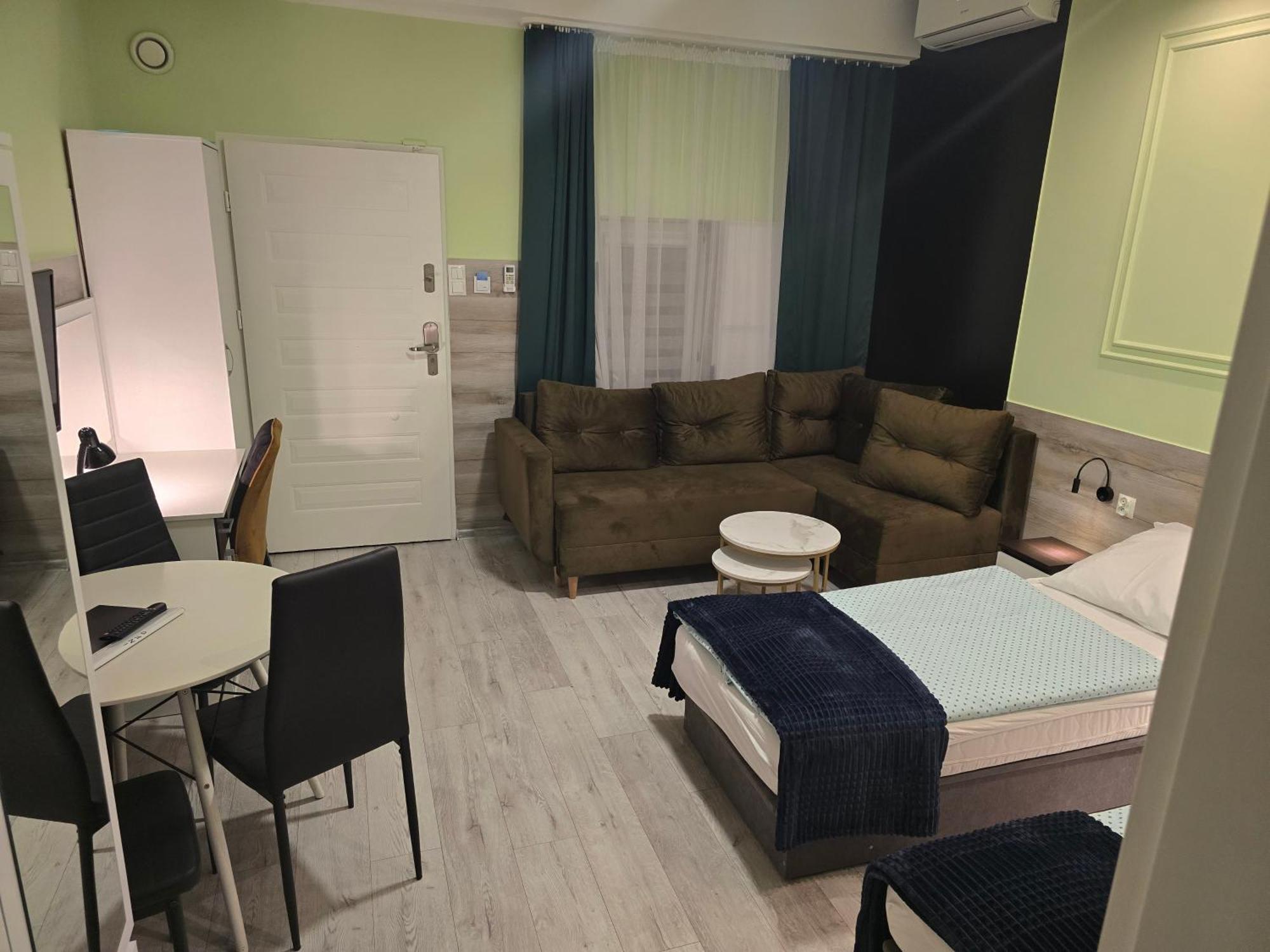 Eldom-Noclegi Rogozinska 29E Wągrowiec Exteriör bild